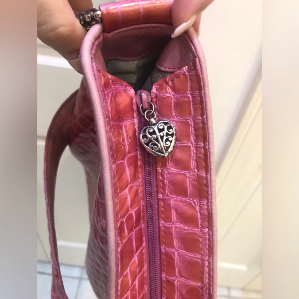BRIGHTON 💗 Pink Crocodile Embossed Shoulder Bag! Super Cute! Perfect size! - Picture 9 of 12
